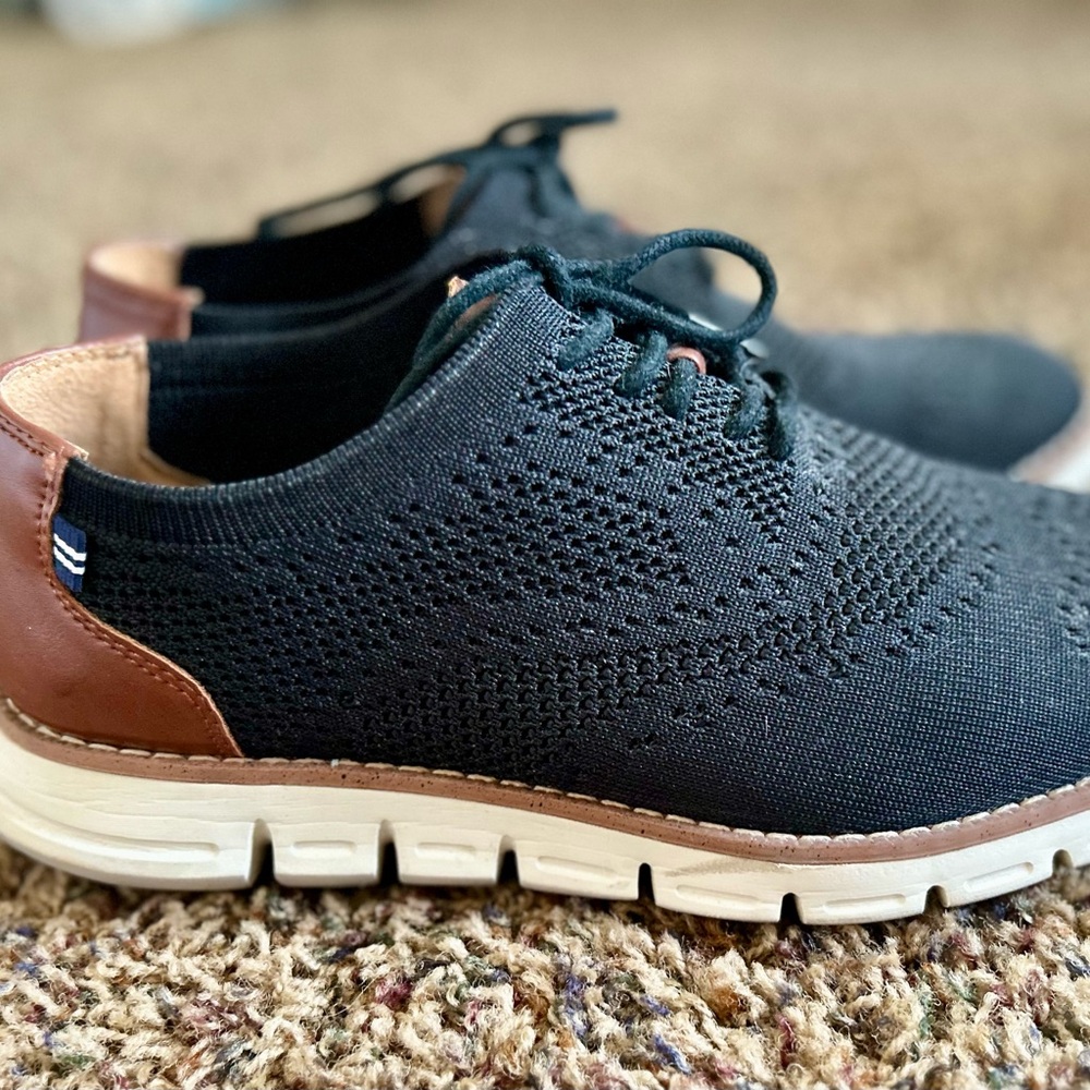 Nautica Black and Brown Knit Sneakers